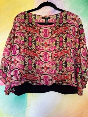 Alfani Petite blouse (size P/M) with a bold abstract floral print with Cami